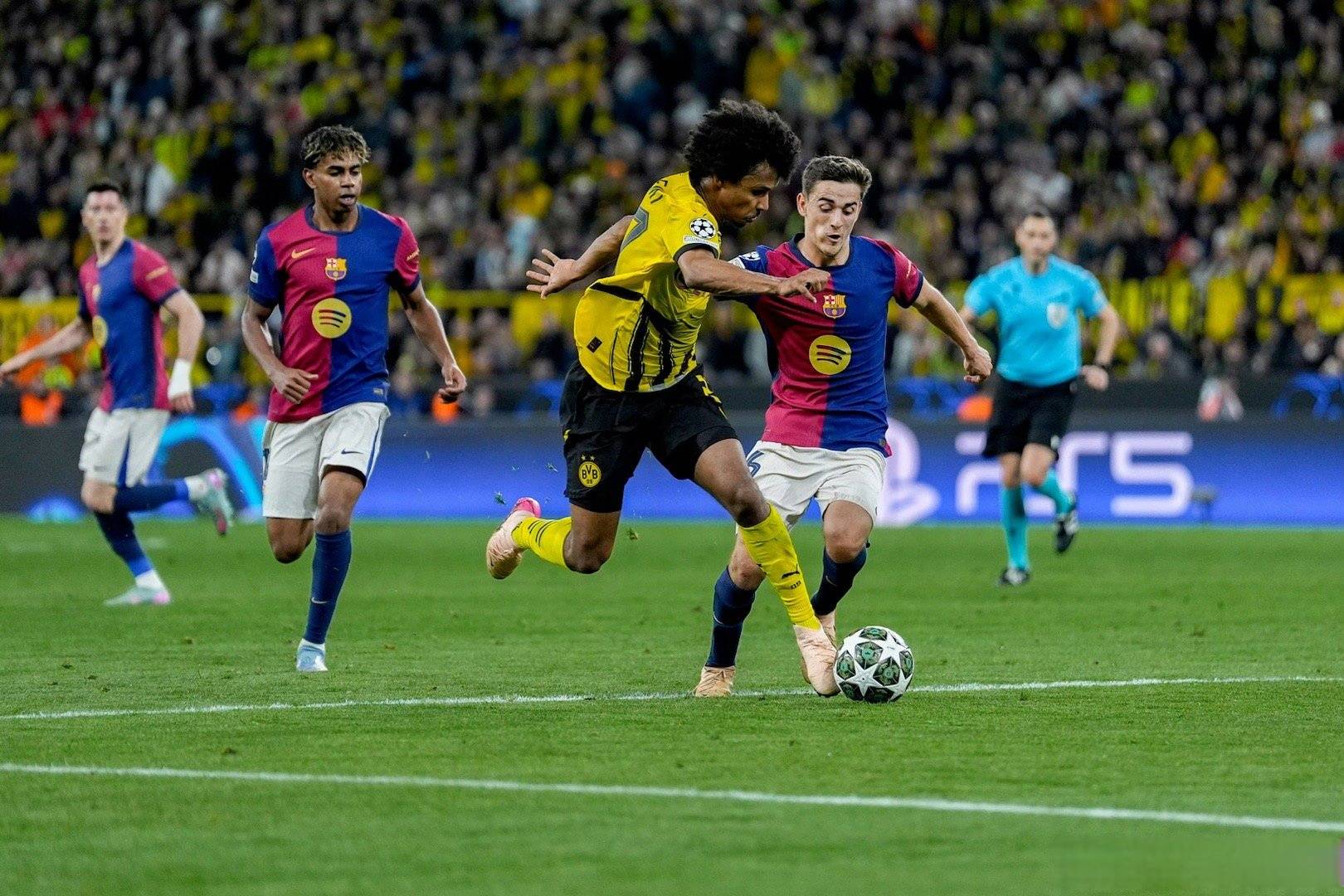 关于加时末段体能课后；多特蒙德豪取连胜备战西甲；态度坚定；阵容厚度经受考验的信息